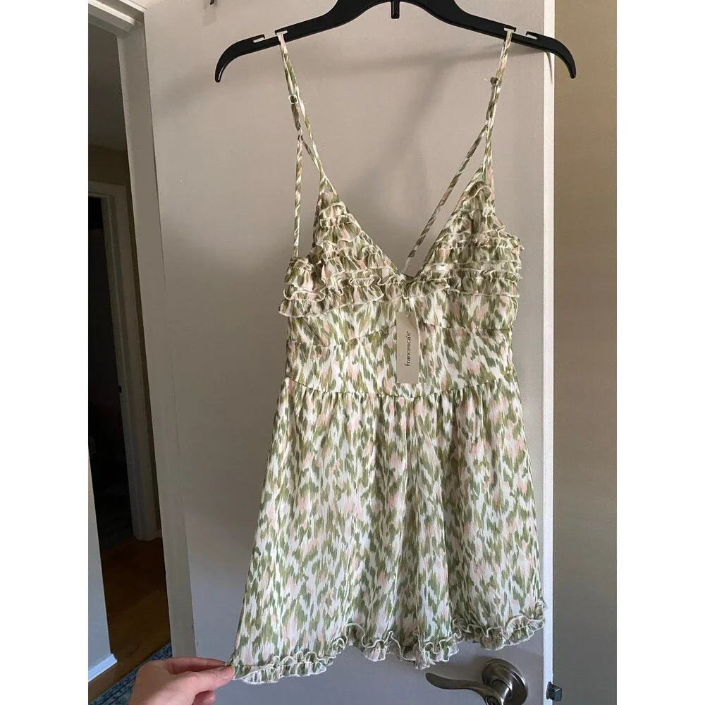 Francesca’s Mi Ami Katrina Ruffle Romper Size XS NWT